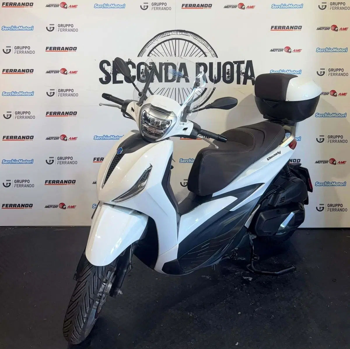 Piaggio Beverly 400 ABS-ASR (2021 - 24) (3)