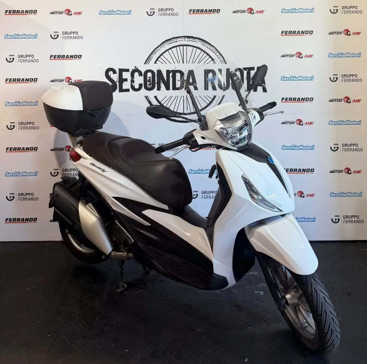 Piaggio Beverly 400 ABS-ASR (2021 - 24) (4)