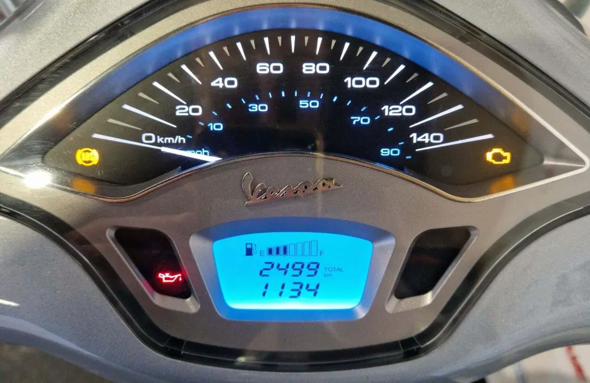 Vespa Primavera 125 (2021 - 23) (5)