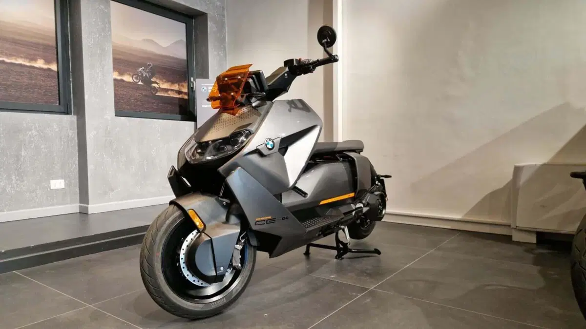 Bmw CE 04 (2021 - 25) (2)