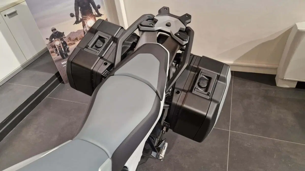 Bmw R 1300 GS Trophy (2023 - 26) (10)