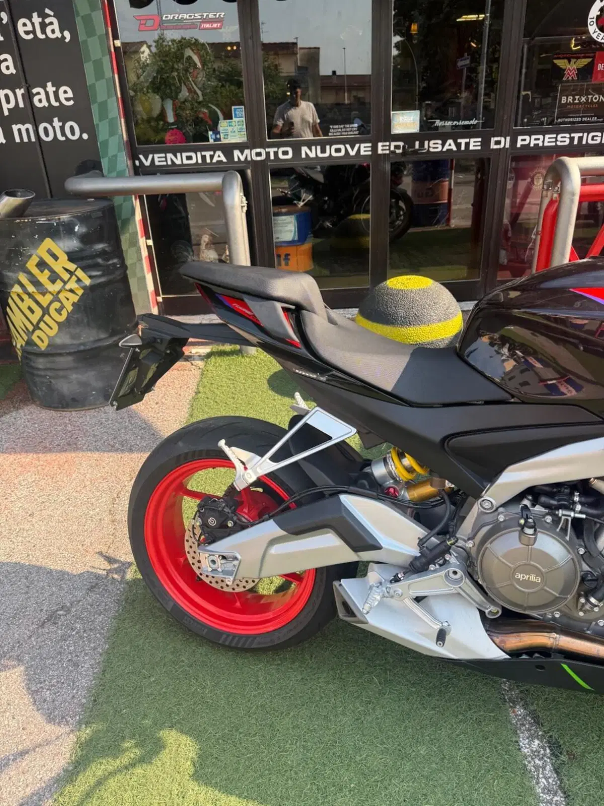 Aprilia Tuono 660 Factory (2022 - 24) (9)