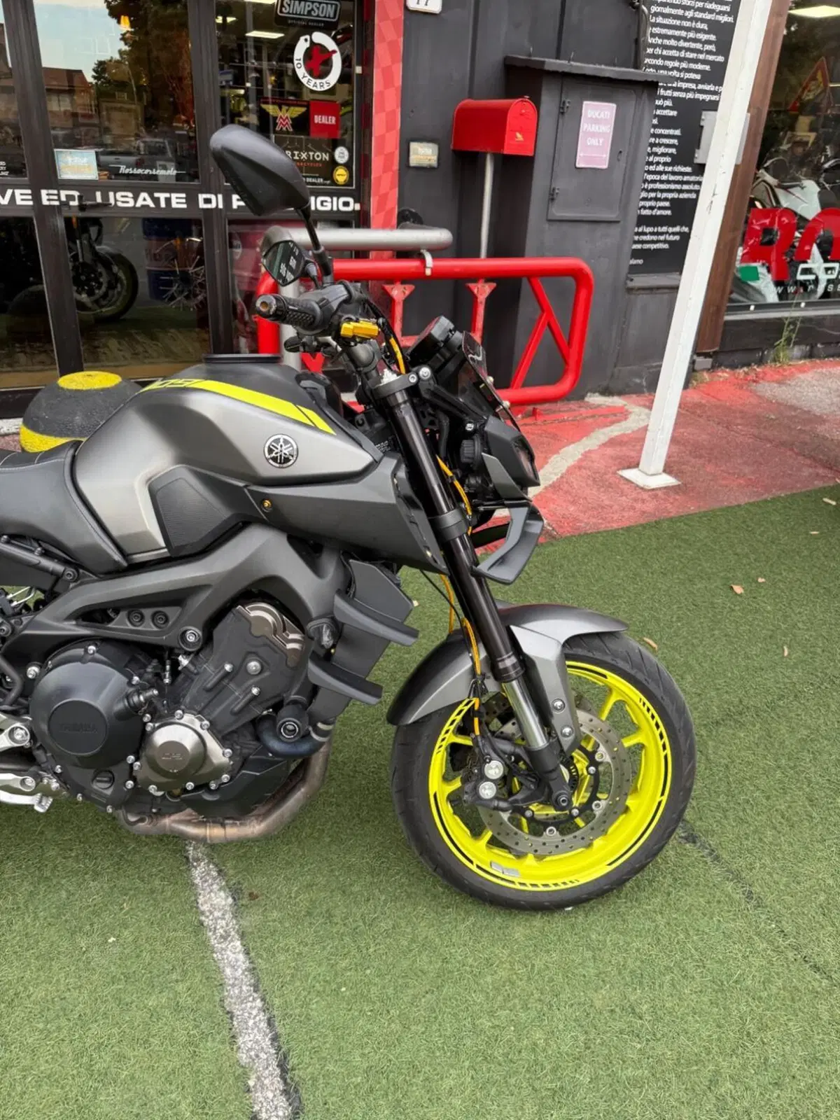 Yamaha MT-09 (2017 - 20) (7)