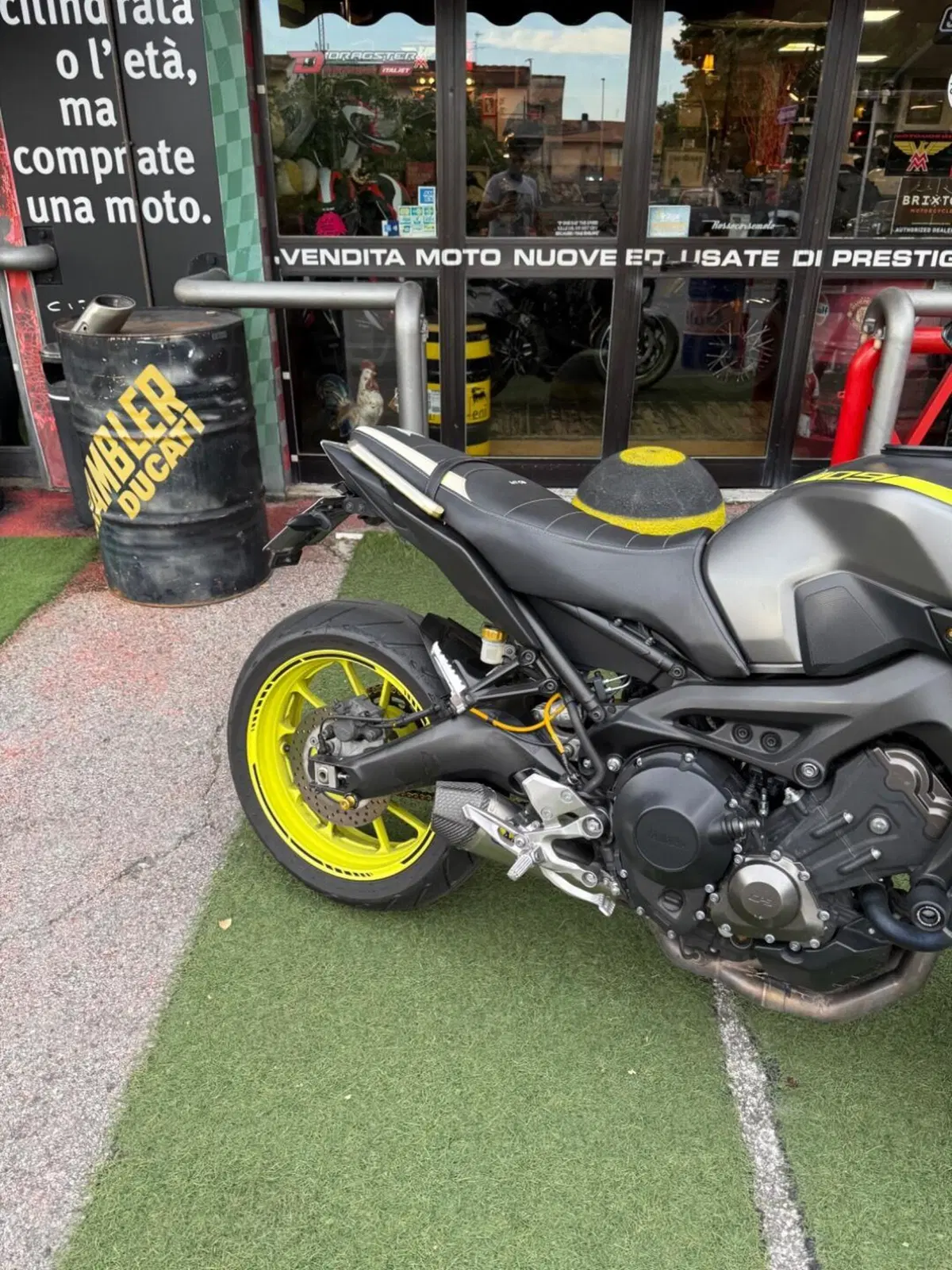 Yamaha MT-09 (2017 - 20) (8)