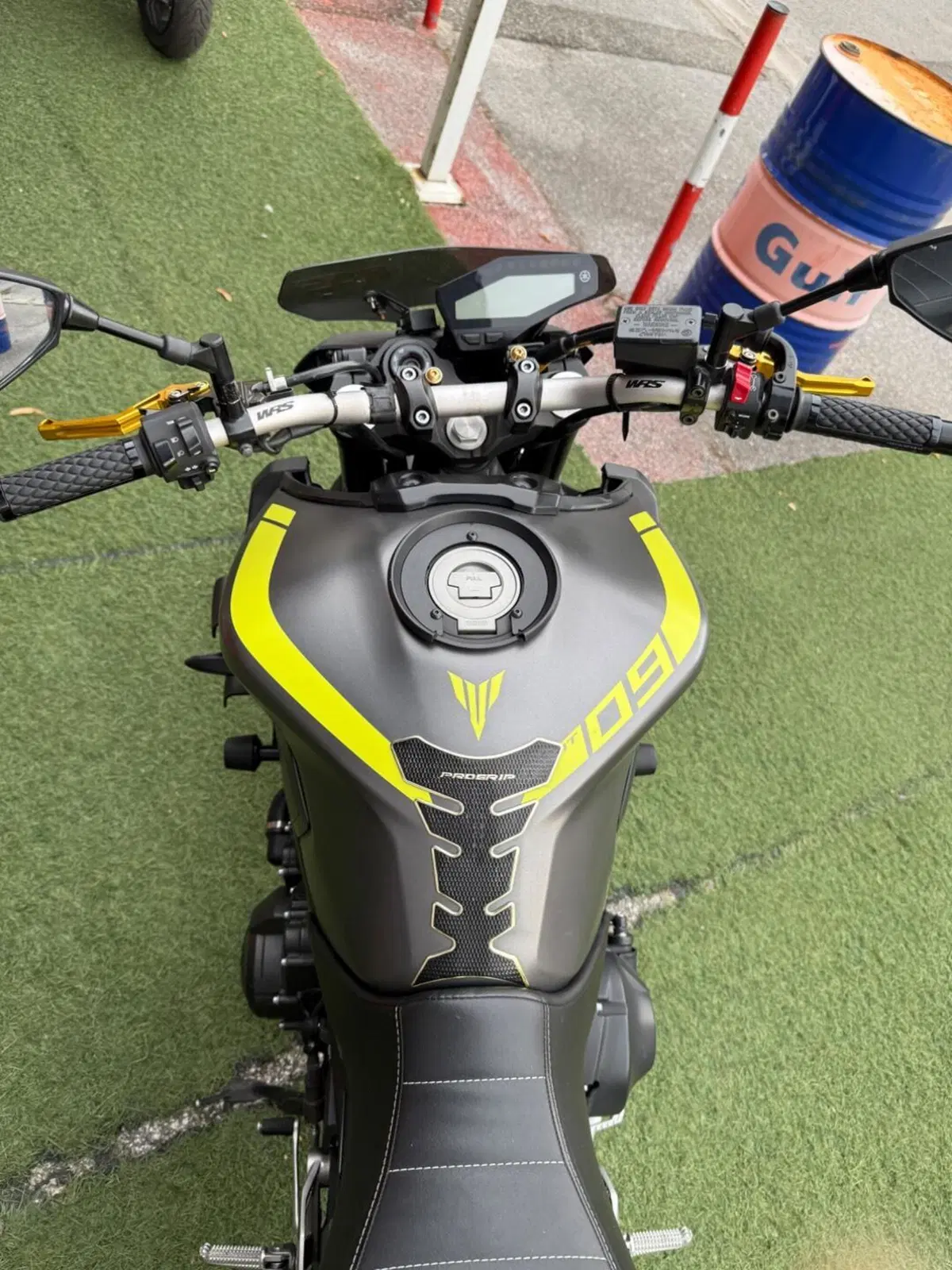 Yamaha MT-09 (2017 - 20) (12)