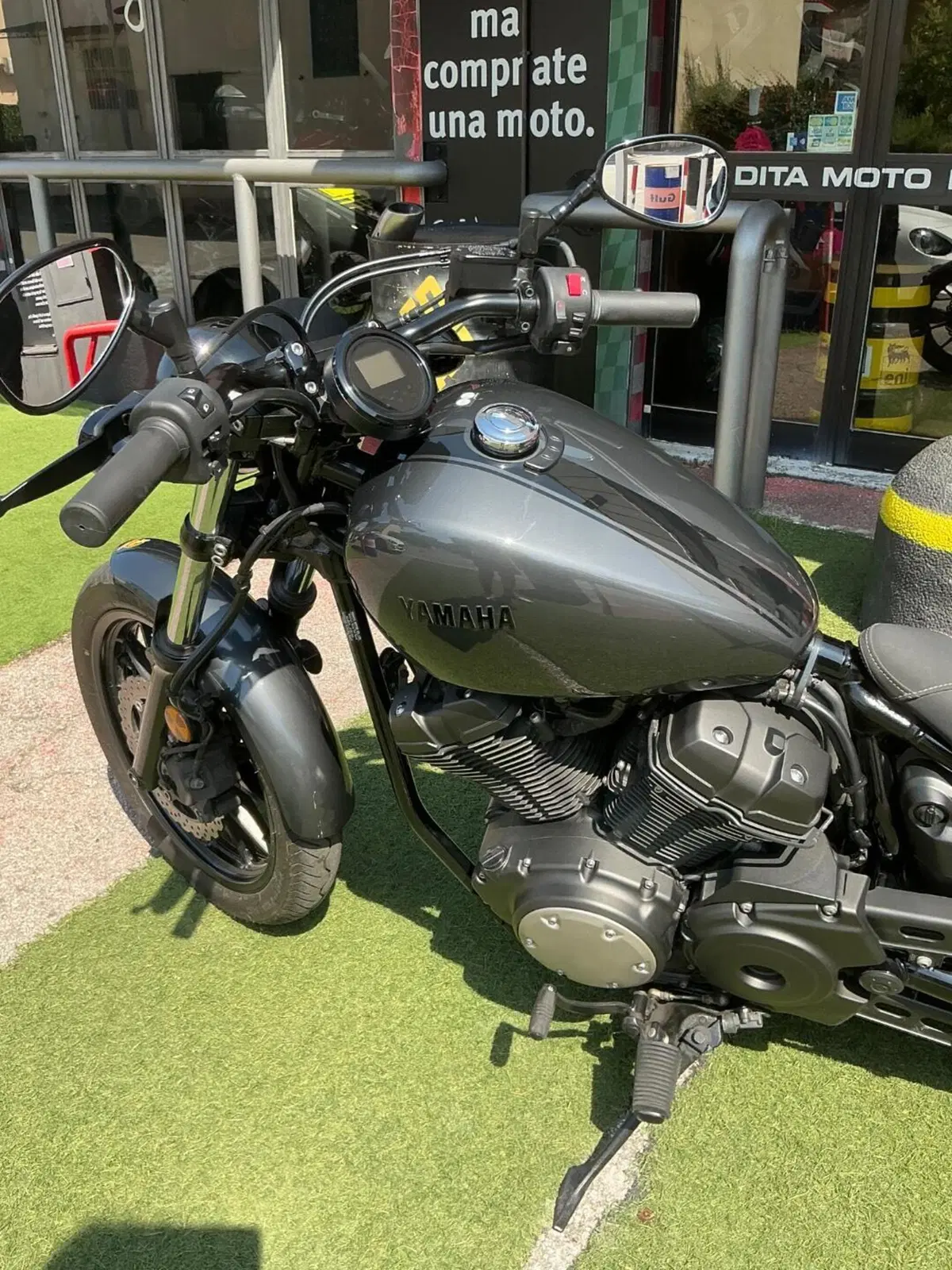 Yamaha XV 950 R ABS (2017 - 20) (6)