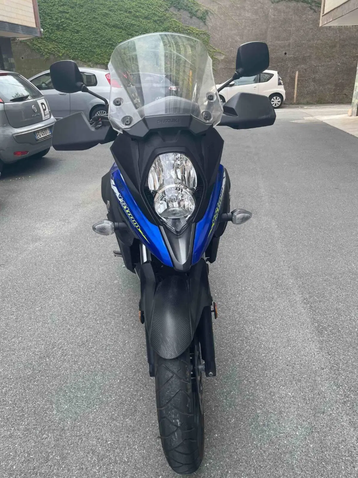 Suzuki V-Strom 650 (2021 - 25) (2)