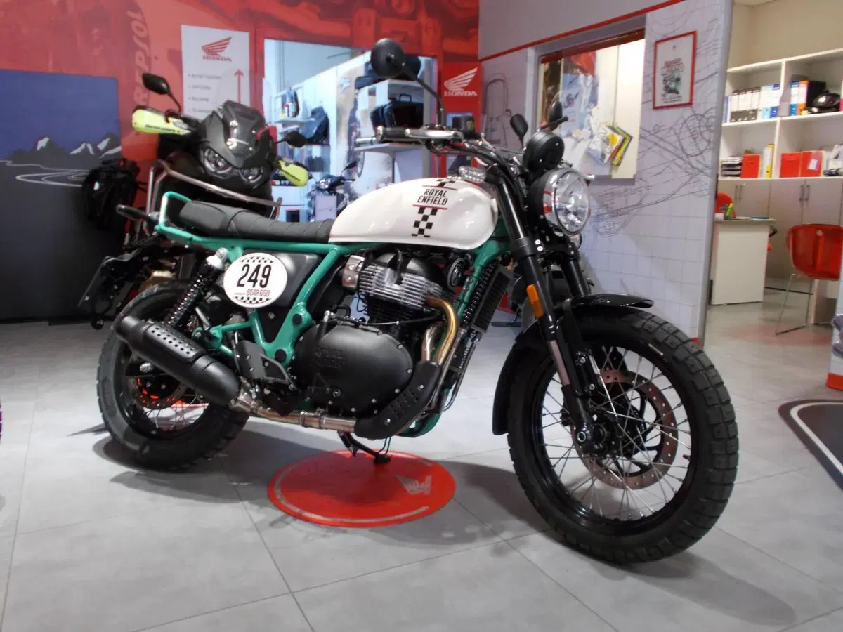 Royal Enfield Bear 650 (2025 - 26) (14)