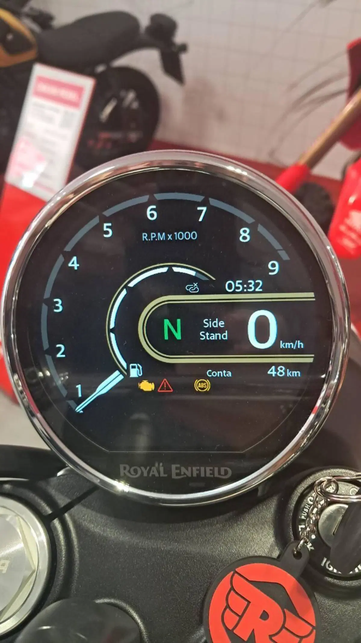 Royal Enfield Bear 650 (2025 - 26) (17)