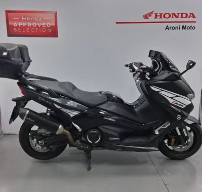 Yamaha T-Max 530 SX (2017 - 19) usata