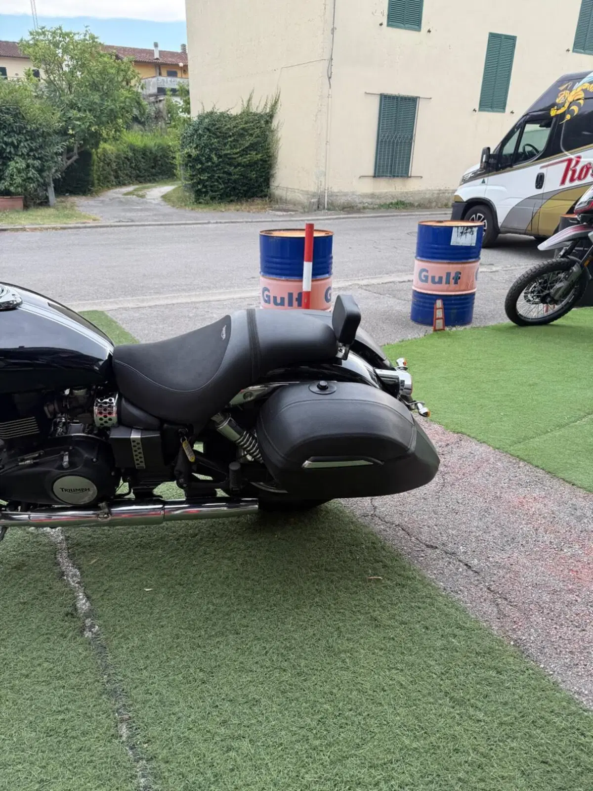 Triumph Speedmaster 865 (2005 - 10) (11)