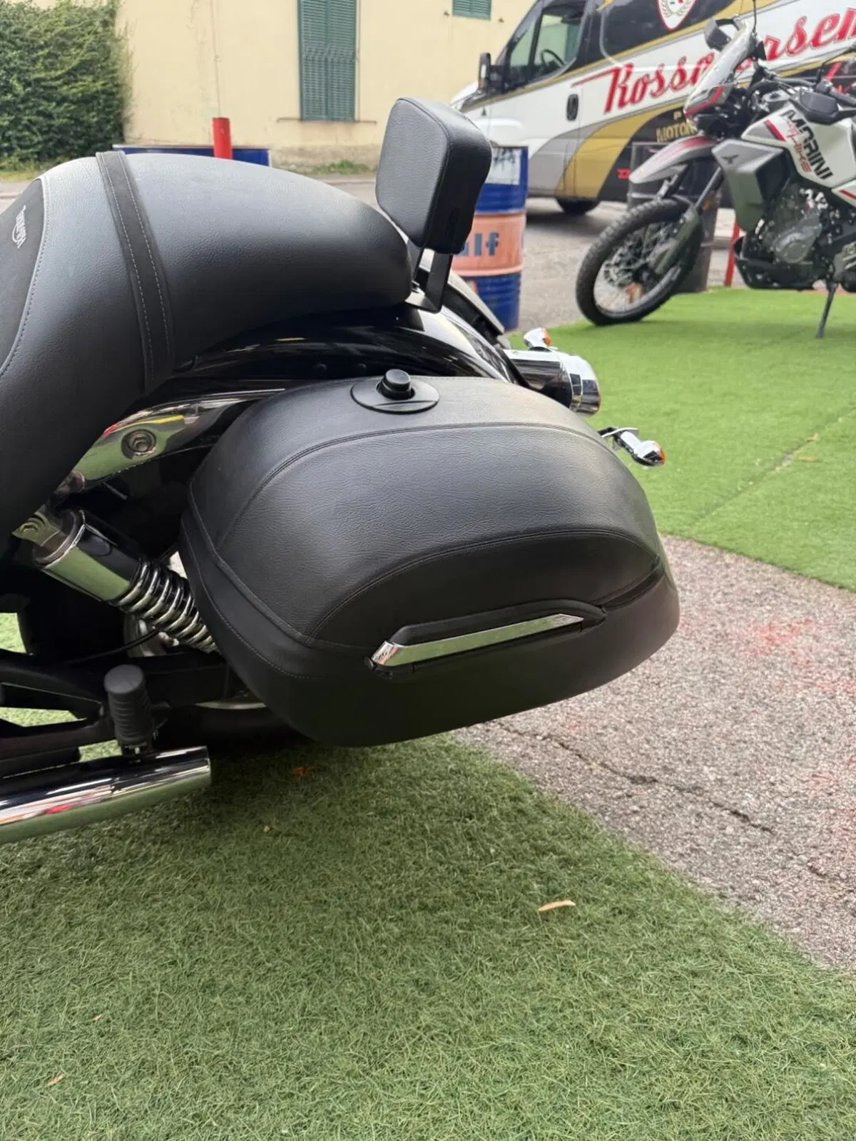 Triumph Speedmaster 865 (2005 - 10) (12)