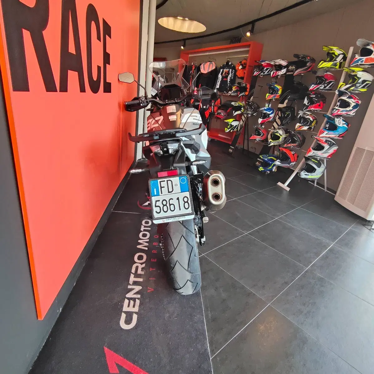 KTM 1290 Super Adventure S (2022 - 25) (2)