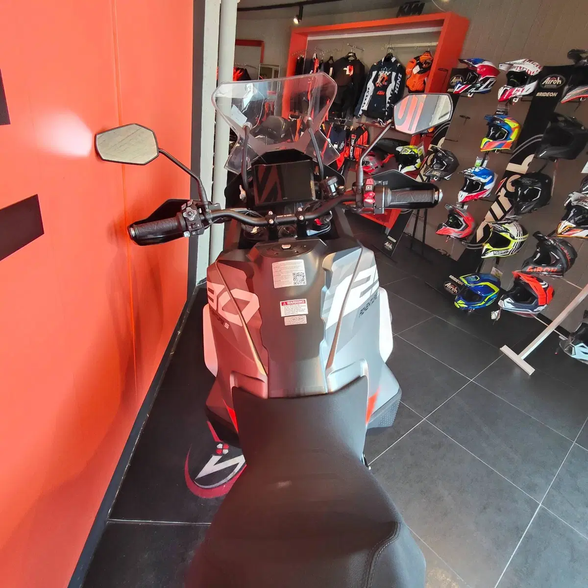 KTM 1290 Super Adventure S (2022 - 25) (3)