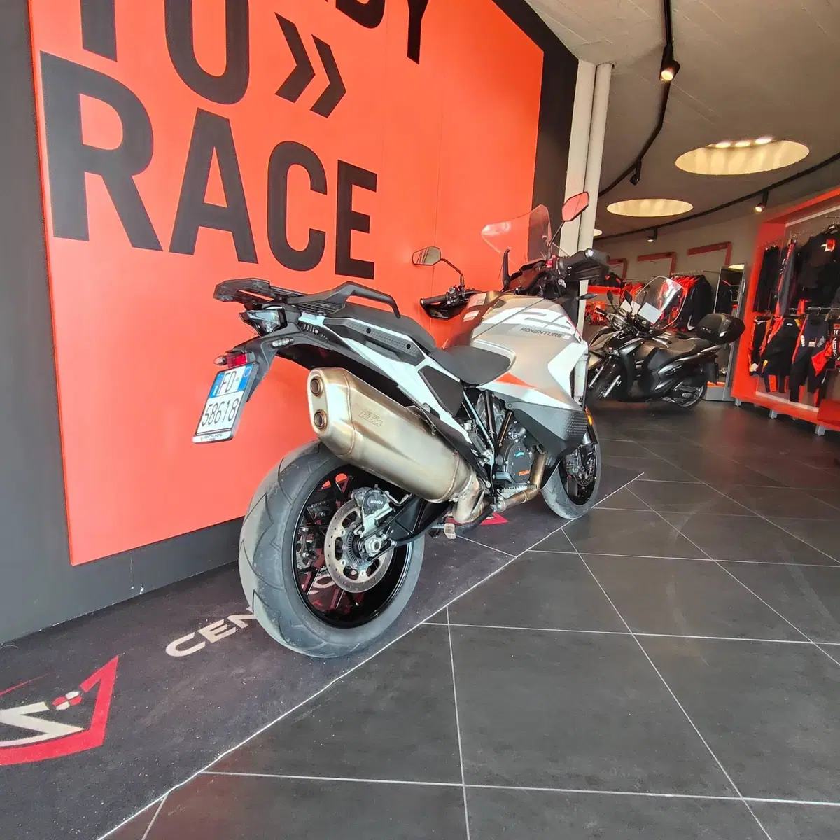 KTM 1290 Super Adventure S (2022 - 25) (5)