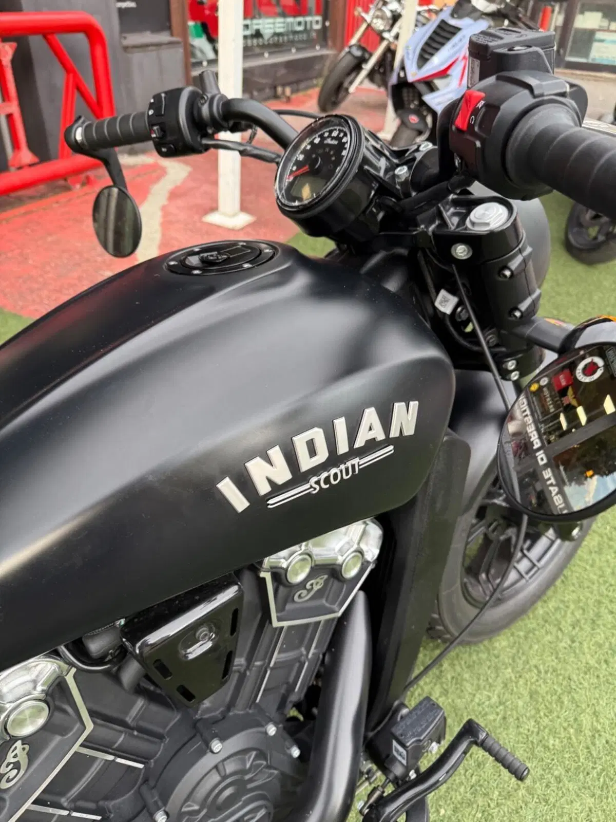 Indian Scout 1133 Bobber (2021 - 25) (10)