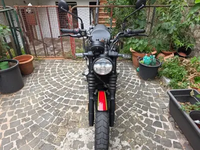 Royal Enfield Guerrilla 450 (2024 - 26) usata