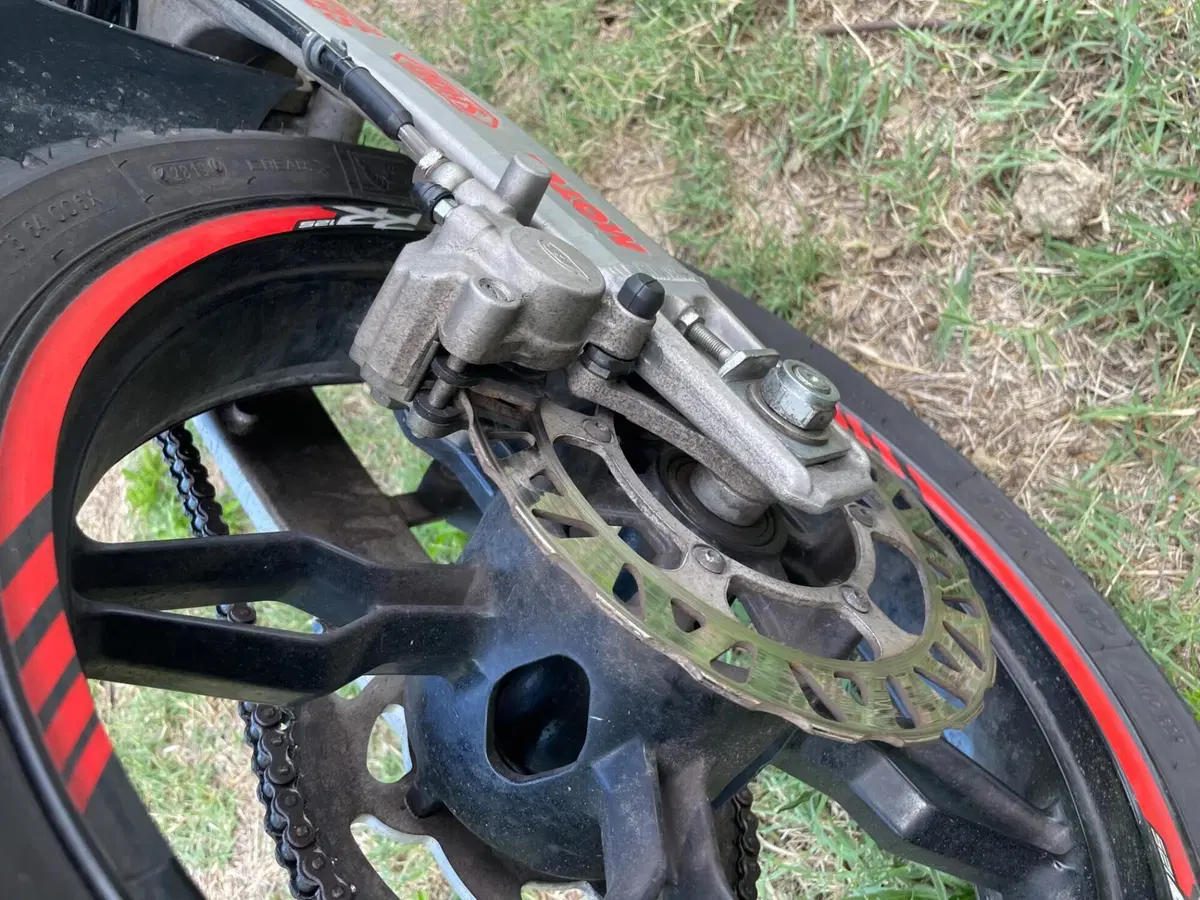 Betamotor RR 125 4T Motard LC (2018 - 20) (6)