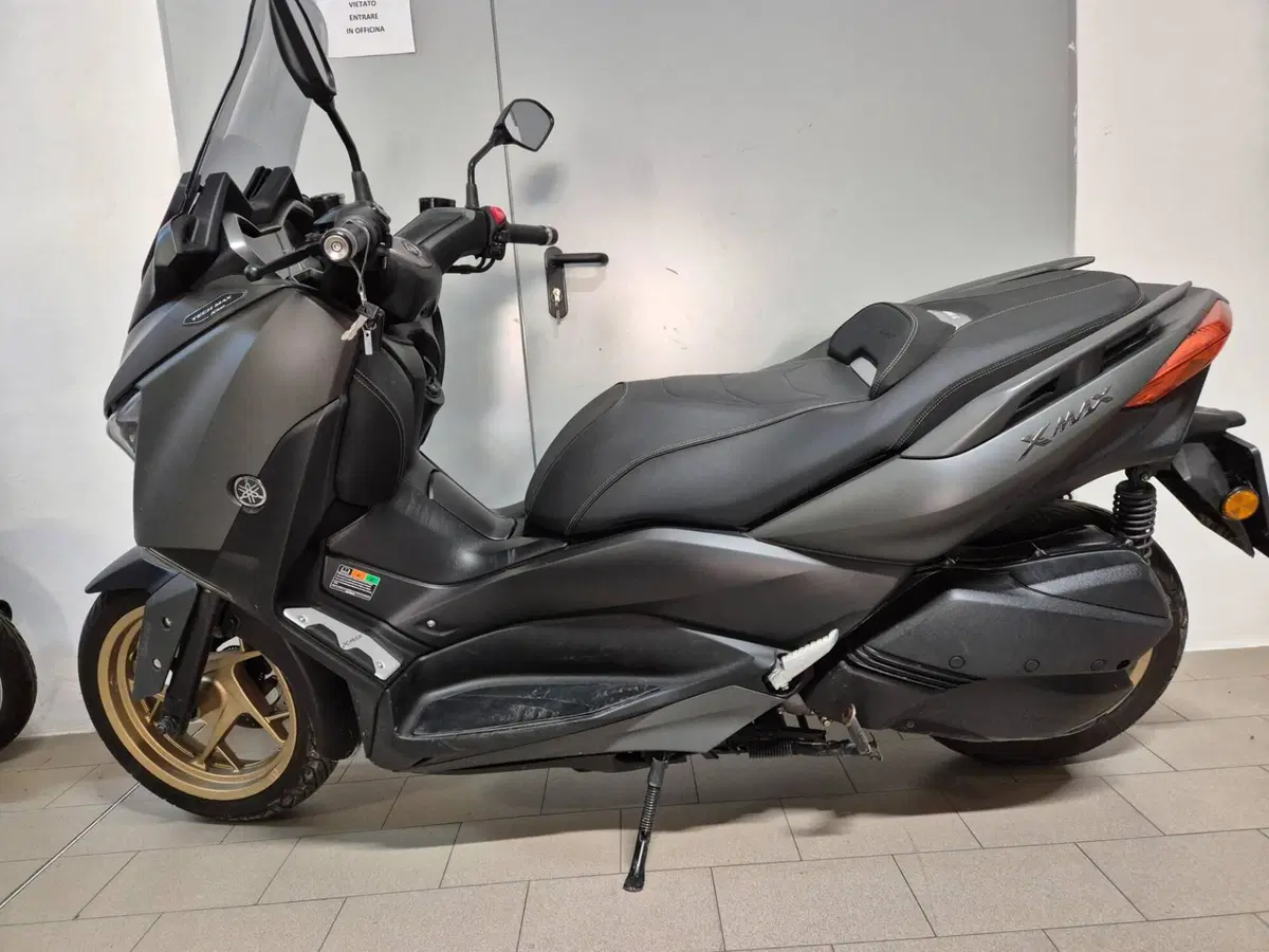 Yamaha X-Max 300 (2021 - 24)