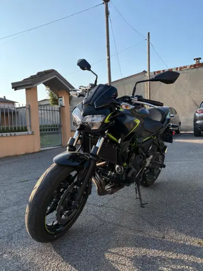 Kawasaki Z 650 (2021 - 24) usata