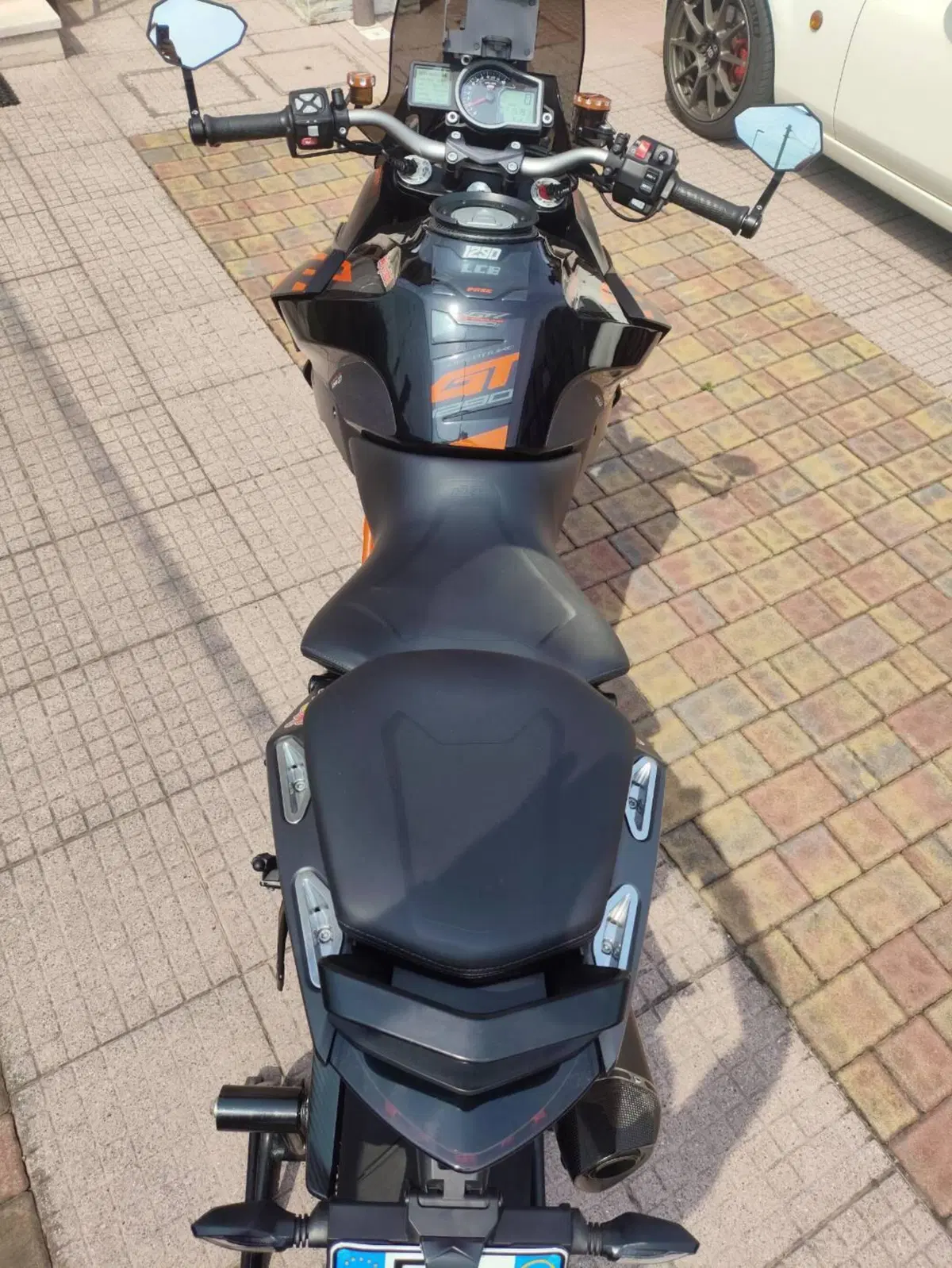 KTM 1290 Super Duke GT ABS (2016 - 18) (5)