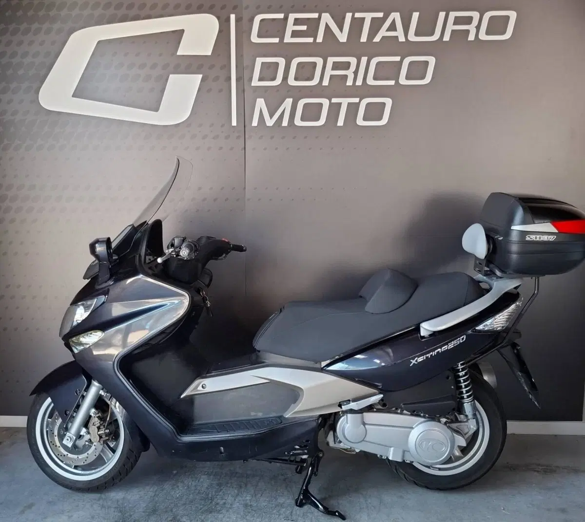 Kymco Xciting 250 (2005 - 06) (2)
