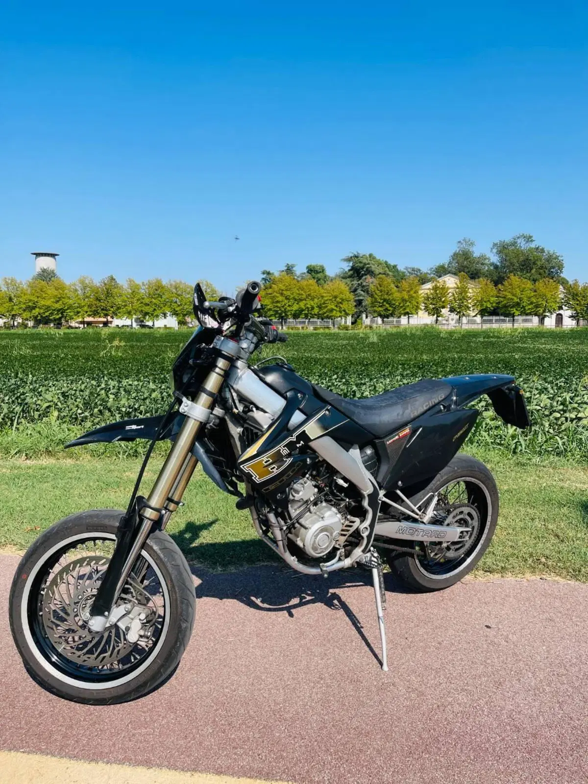 HM CRE F 125 X (4)