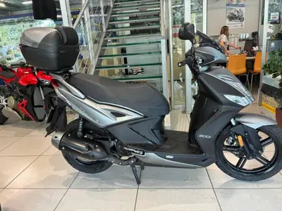 Kymco Agility 200i R16 + (2021 - 25) usata