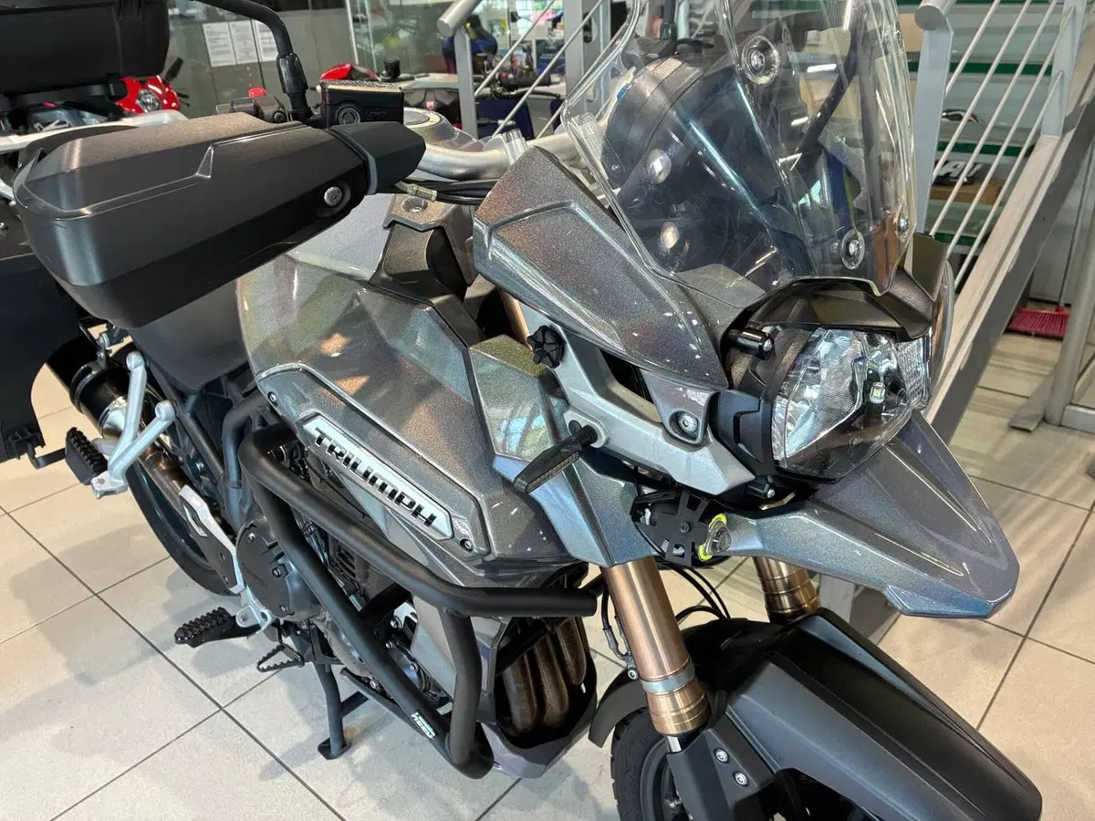 Triumph Tiger Explorer XC 1215 ABS (2011 - 16) (3)