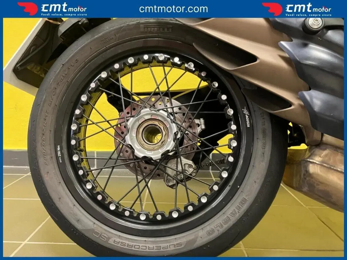 MV Agusta Dragster 800 RR SCS (2021 - 25) (6)