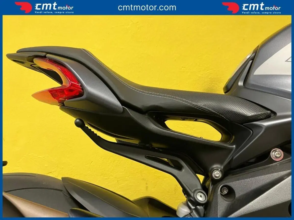 MV Agusta Dragster 800 RR SCS (2021 - 25) (10)