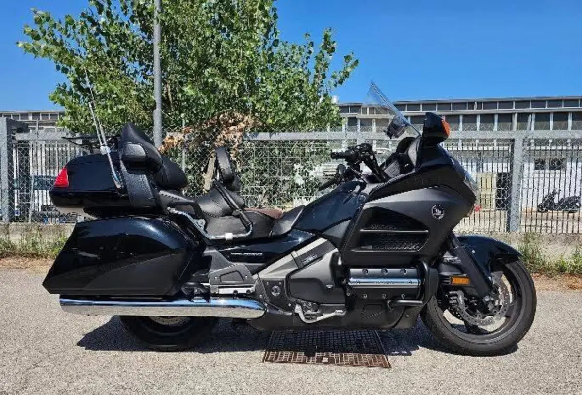 Honda GL 1800 Gold Wing (2012 - 17) (5)