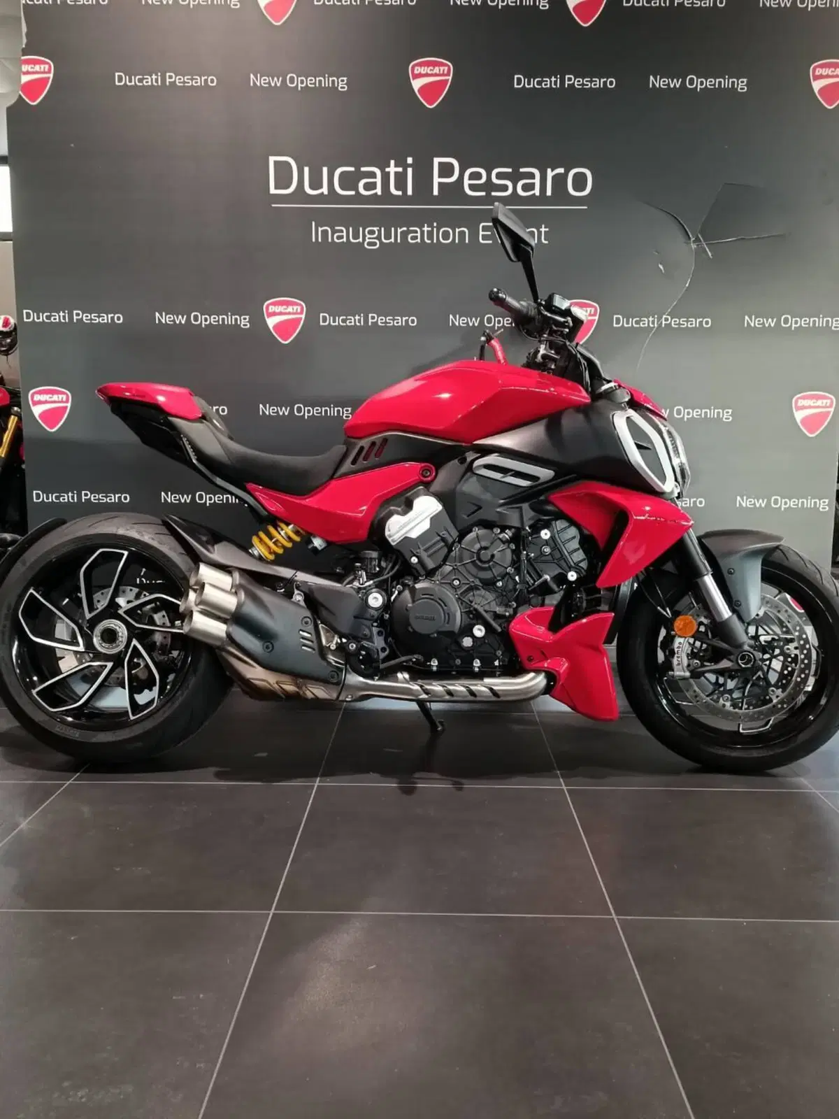 Ducati Diavel V4 (2023 - 26)