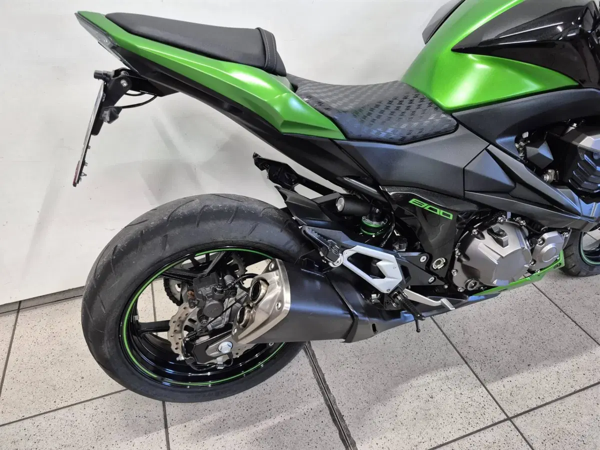 Kawasaki Z 800 ABS (2012 - 16) (3)