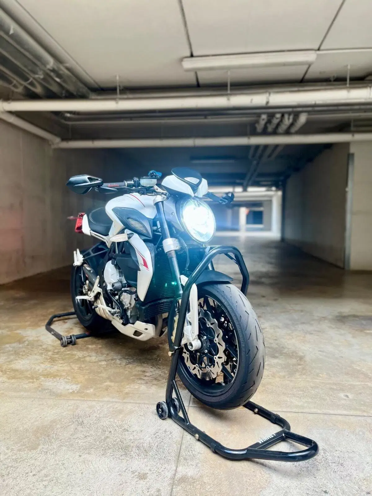 MV Agusta Dragster 800 (2014 - 19)