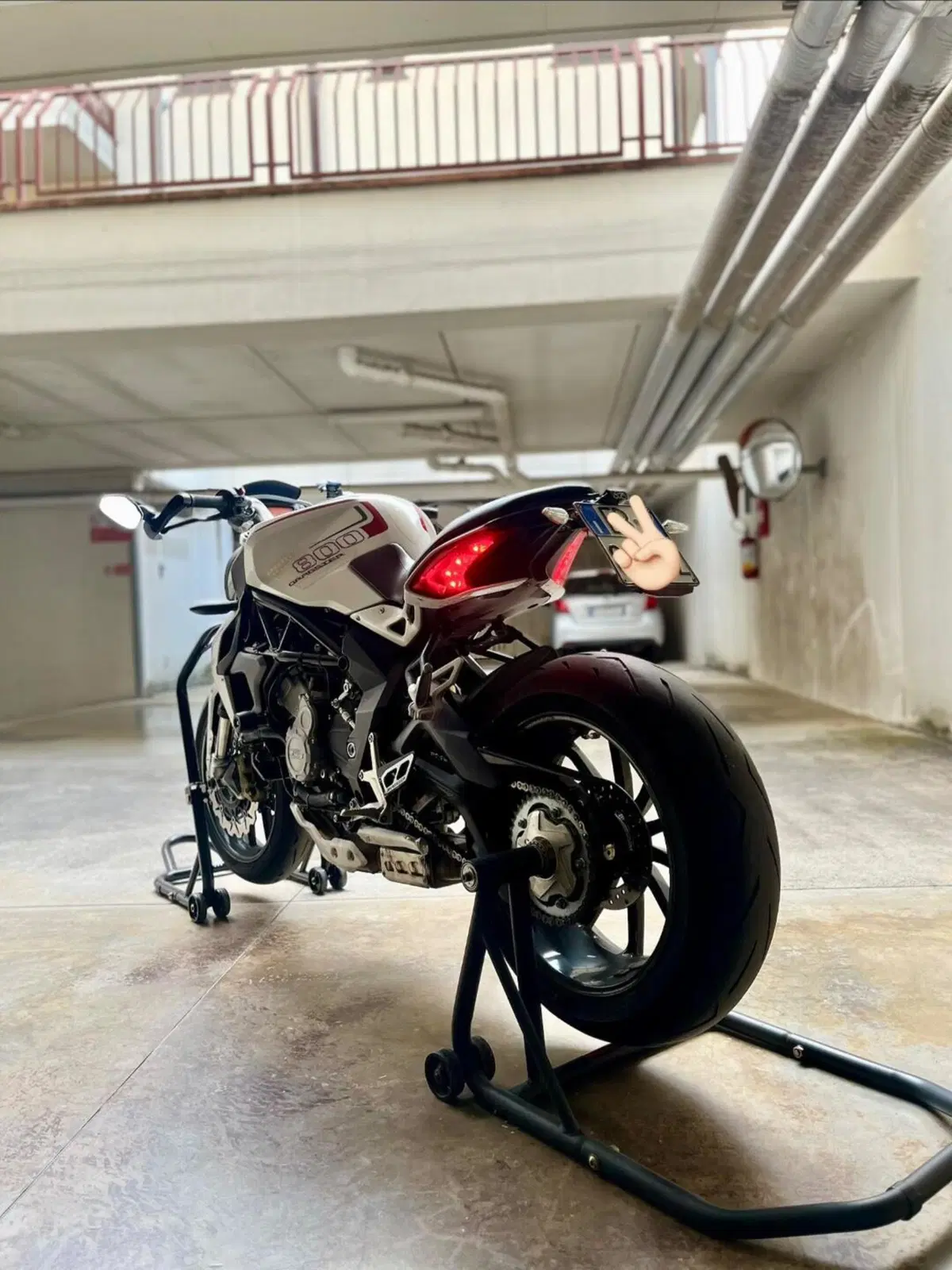 MV Agusta Dragster 800 (2014 - 19) (4)