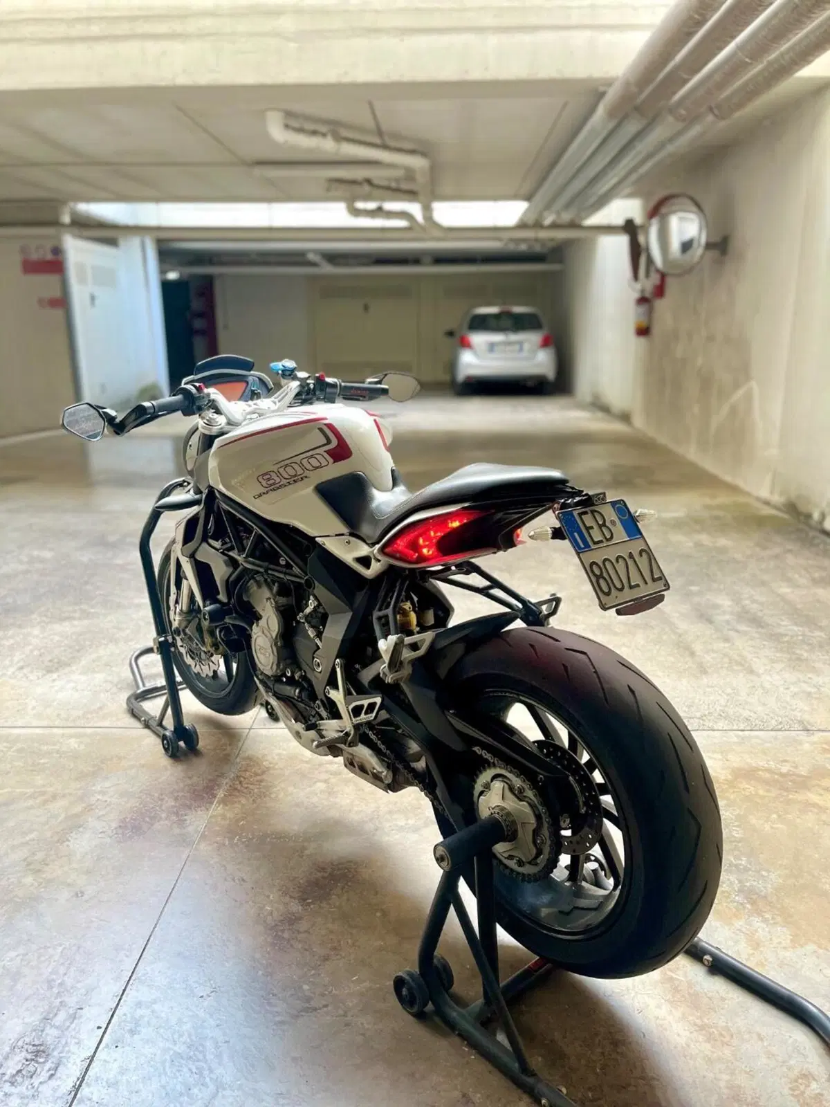 MV Agusta Dragster 800 (2014 - 19) (5)