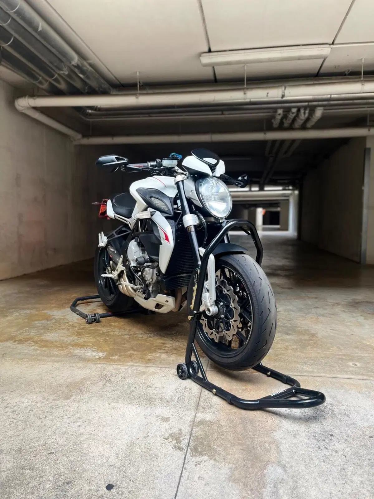MV Agusta Dragster 800 (2014 - 19) (6)