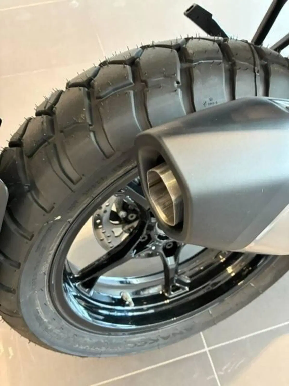 Bmw R 1300 GS (2023 - 26) (4)