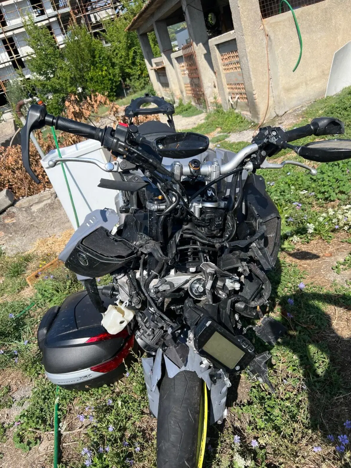 Yamaha MT-10 ABS (2016 - 17) (3)