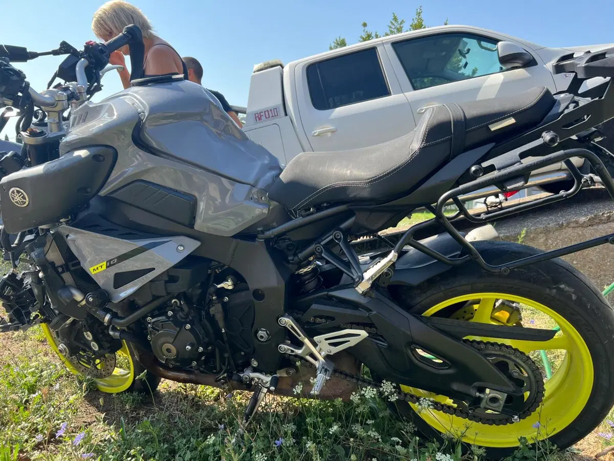 Yamaha MT-10 ABS (2016 - 17) (5)