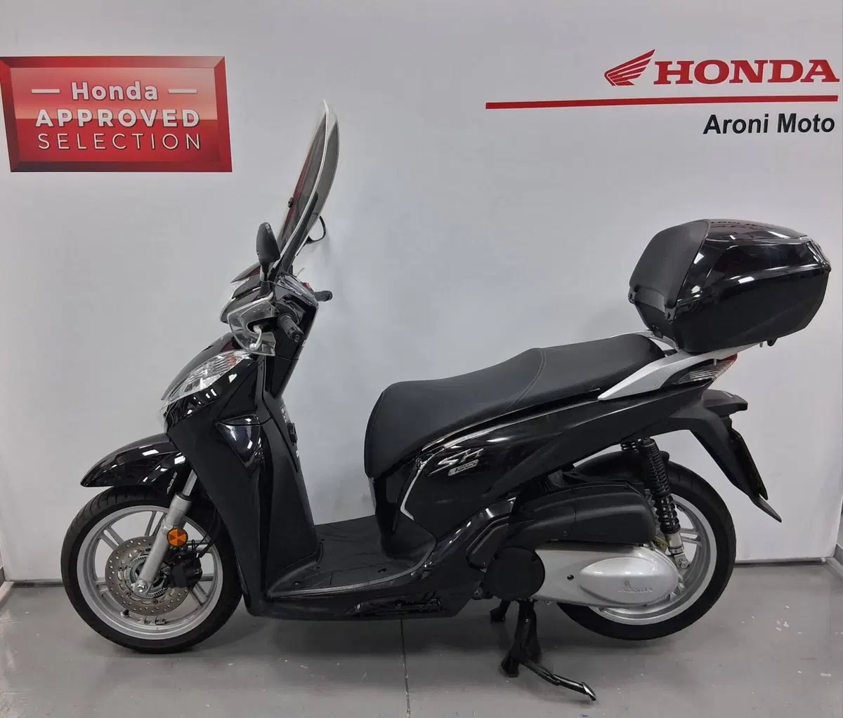 Honda SH 300 i ABS (2016 - 20) (2)