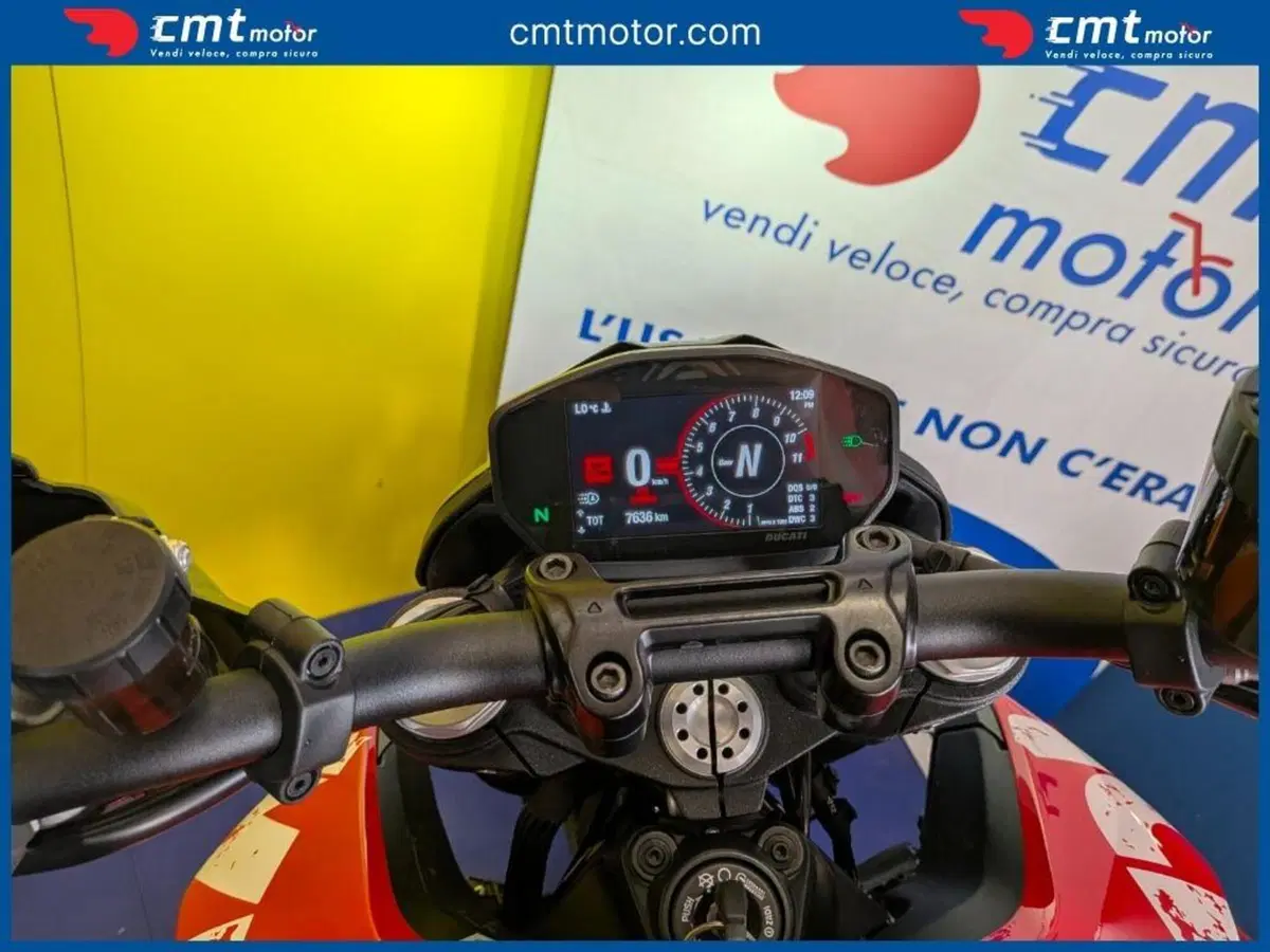 Ducati Hypermotard 950 RVE (2022 - 25) (5)