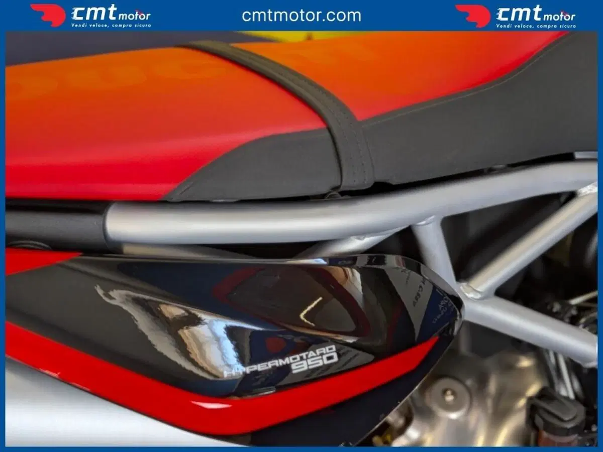 Ducati Hypermotard 950 RVE (2022 - 25) (12)