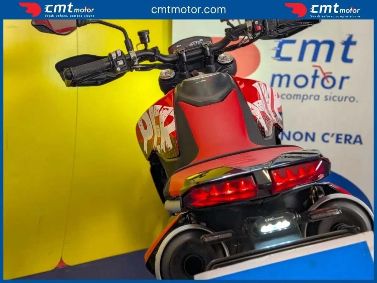 Ducati Hypermotard 950 RVE (2022 - 25) (14)