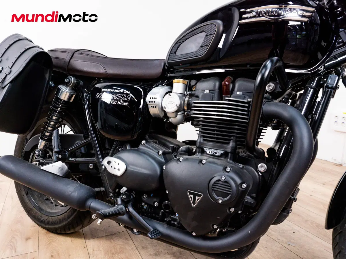 Triumph Bonneville T120 Black (2026) (5)