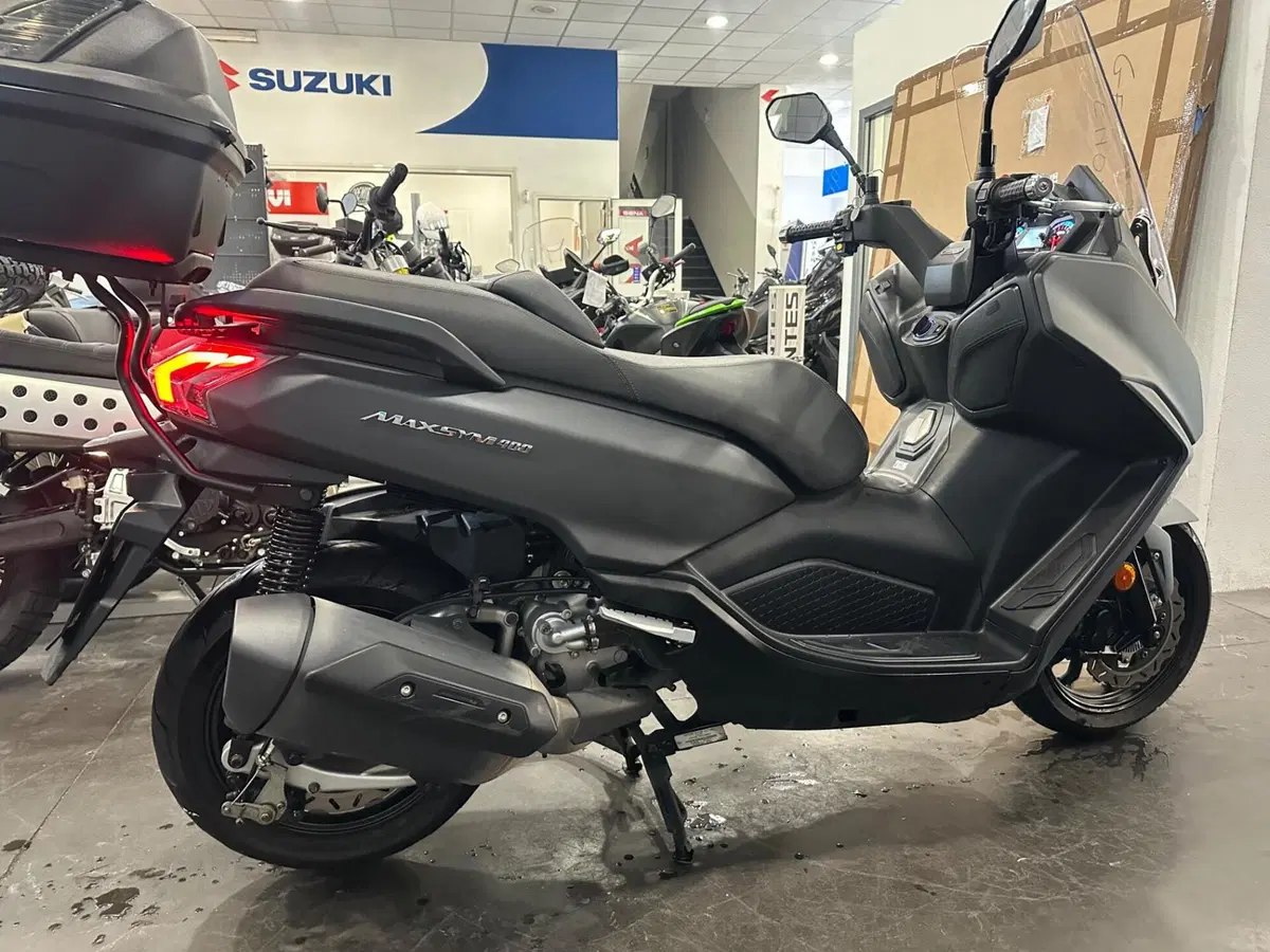 Sym Maxsym 400 (2021 - 25) (3)