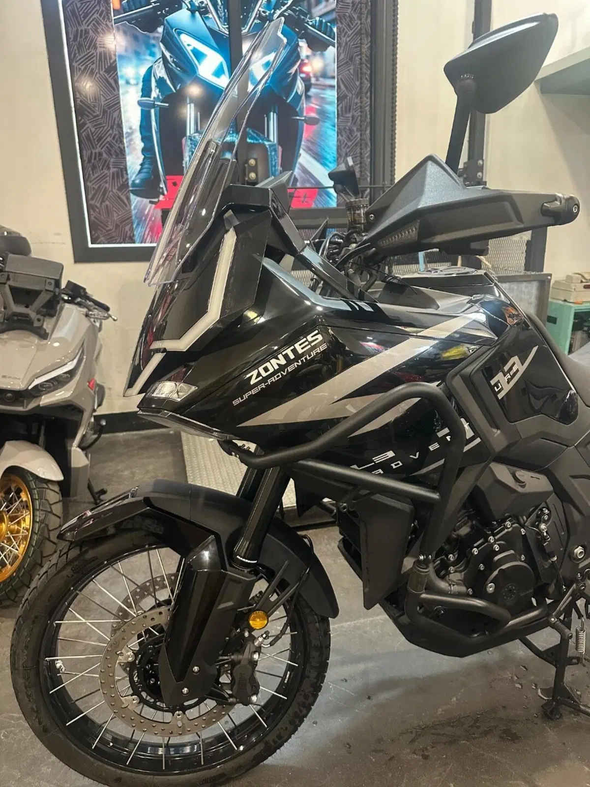 Zontes ZT703-F (2025 - 26) (2)