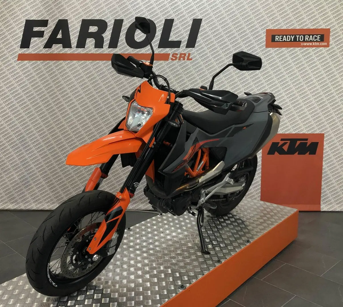 KTM 690 SMC R (2021 - 22) (14)