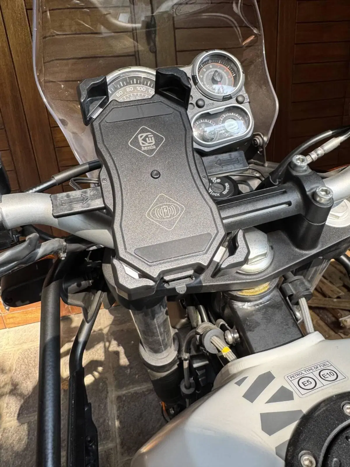 Royal Enfield Himalayan 411 (2017 - 20) (8)